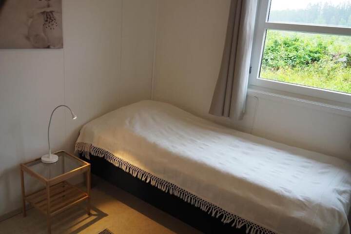 Room 12 of 62