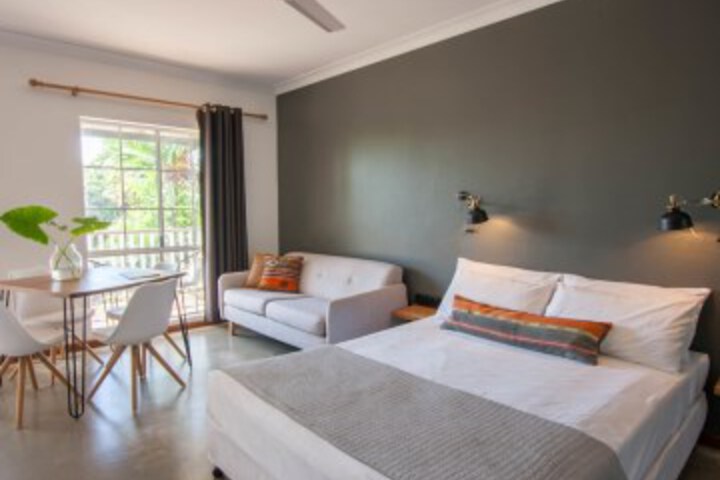 Room 10 of 81