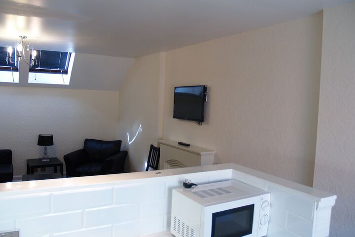 Room 5 of 27