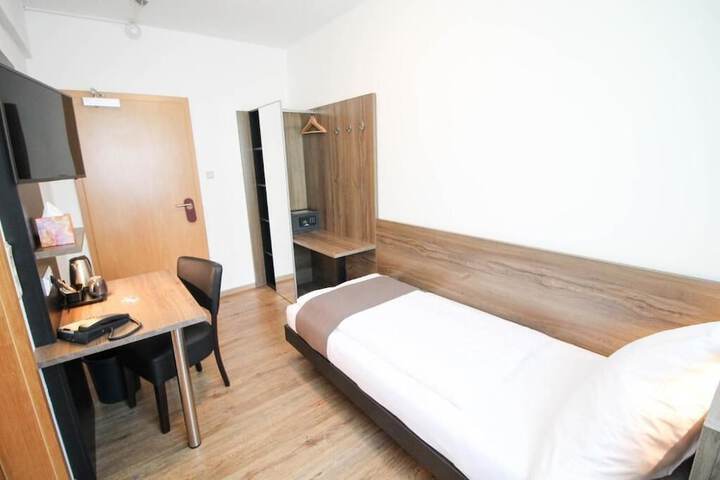 Room 29 of 59
