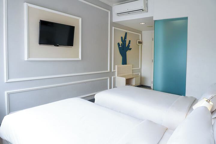 Room 7 of 40