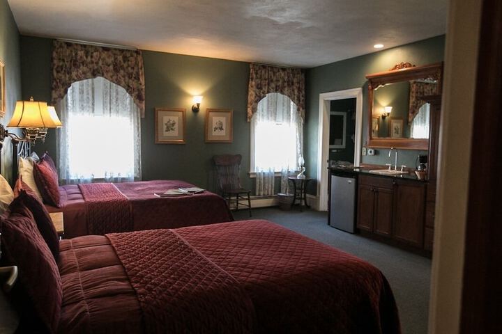 Room 9 of 29
