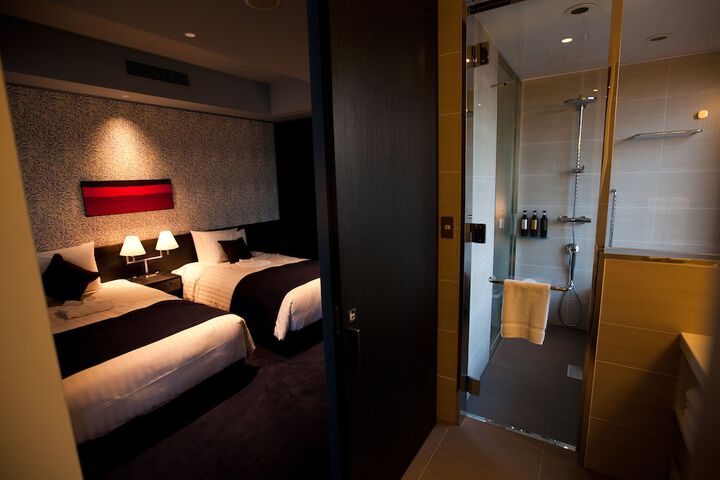 Room 26 of 120