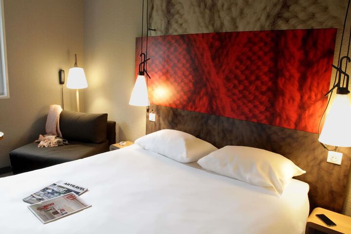 Room 17 of 65