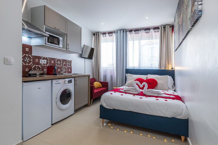 Room 2 of 29