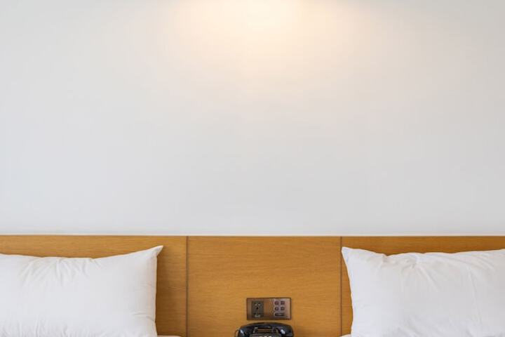 Room 90 of 151