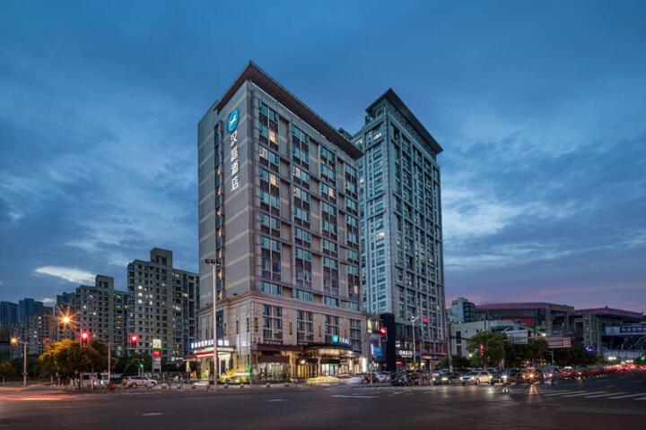 Hanting Premium Hotel Shanghai Yingao West Road Metro Station