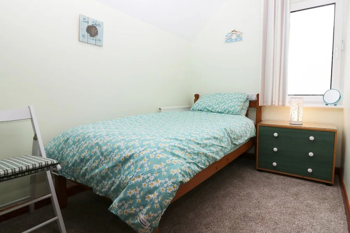 Room 2 of 12