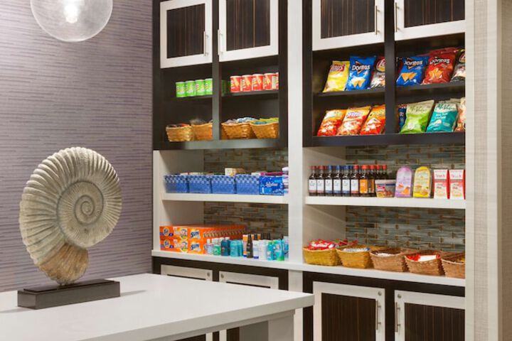 Snack bar