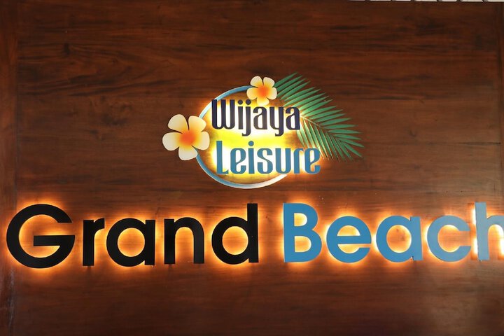 Grand Beach Hotel Wadduwa