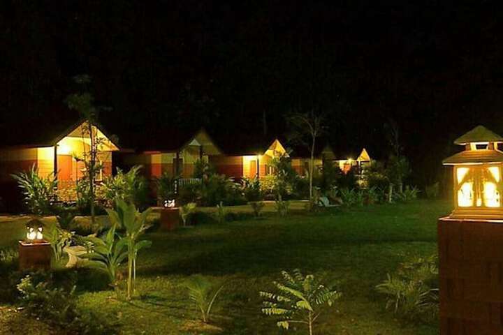 Hotel Exterior 41 of 50