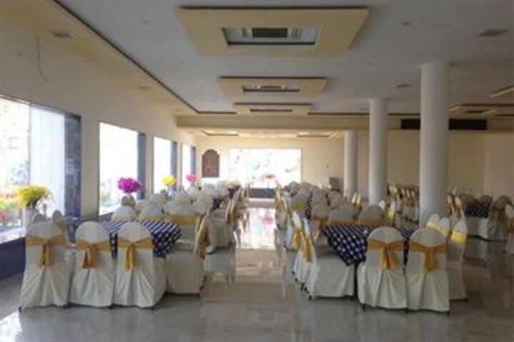 Ballroom/Hall 2 of 25