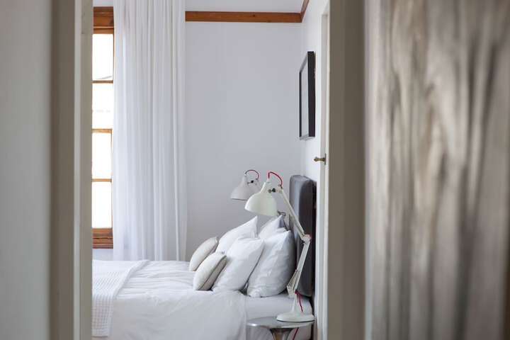 Room 10 of 94