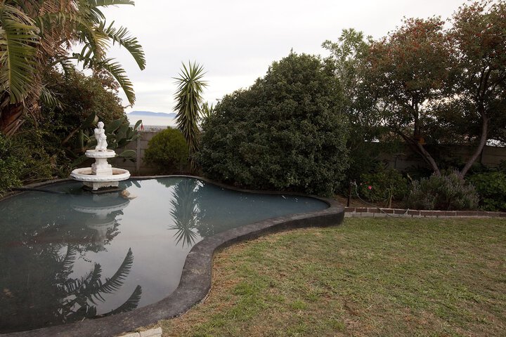 Property Grounds 18 of 27