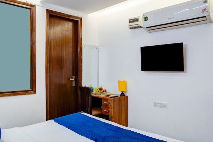 Room 29 of 54