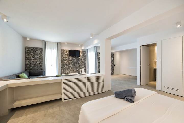 Room 21 of 283