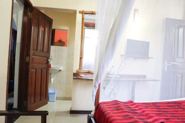Room 20 of 84