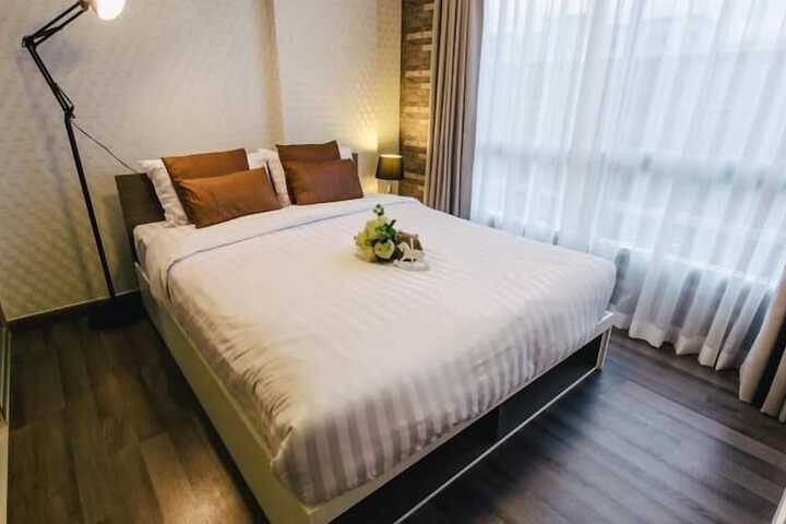 Room 8 of 55