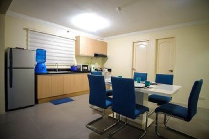 Room 32 of 42