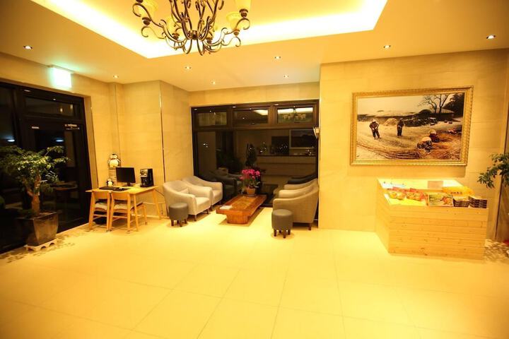 Hotel Interior 8 of 46