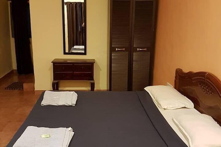 Room 35 of 157