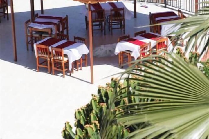 Sundeck