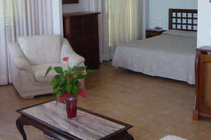 Room 16 of 59