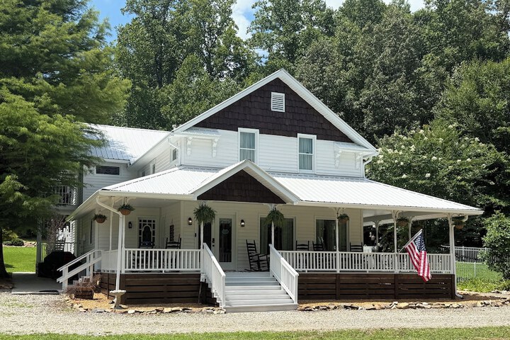 Image of MISTY MOUNTAIN INN