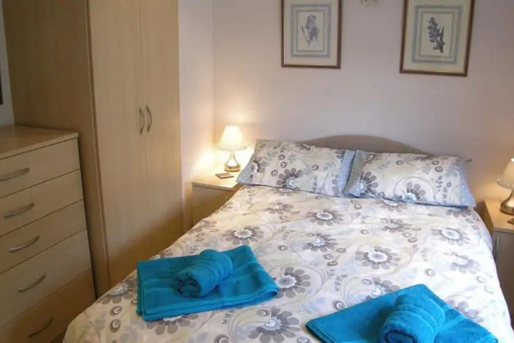 Heritage Park 18
