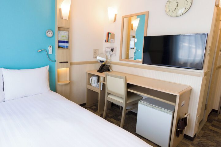 Room 15 of 41