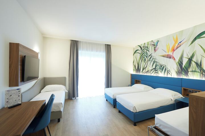 Room 30 of 70