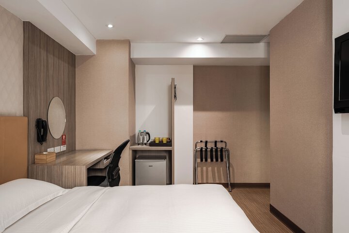 Room 21 of 45