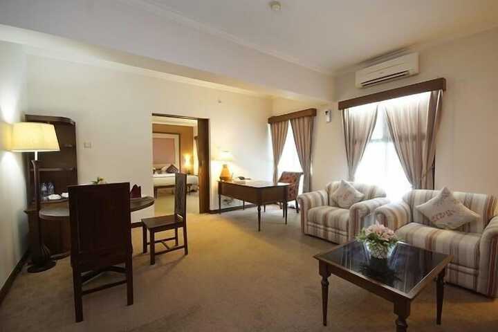 Room 14 of 44