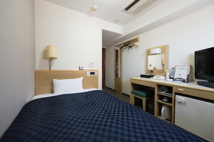 Room 7 of 40