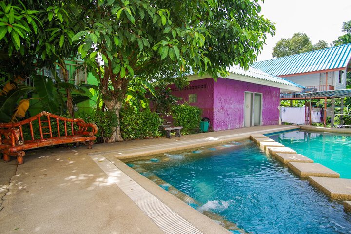 Pool Hotel