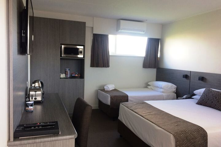 Room 7 of 60