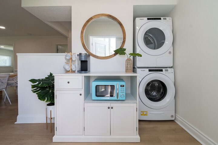 Laundry 34 of 46