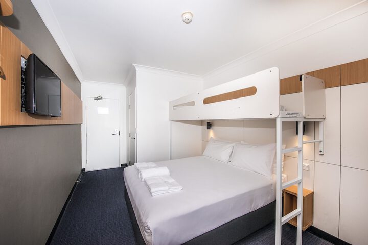 Room 16 of 56