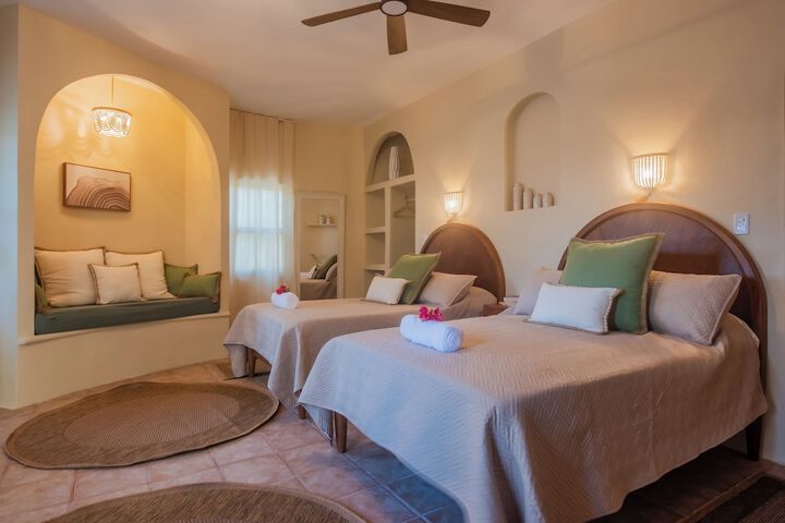 Room 17 of 48