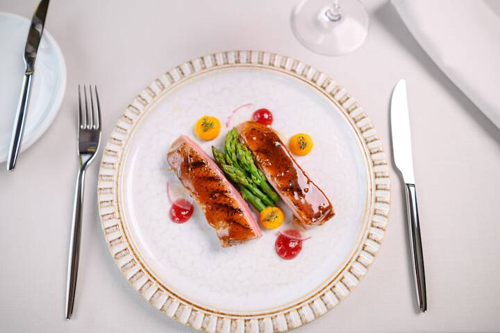 Dining 96 of 102