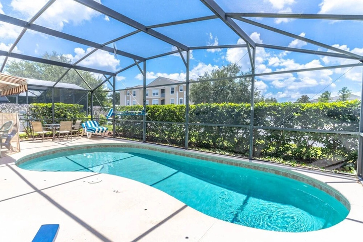 Pool 7 of 21