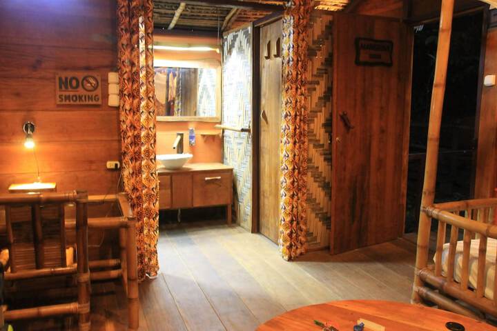 Room 55 of 131