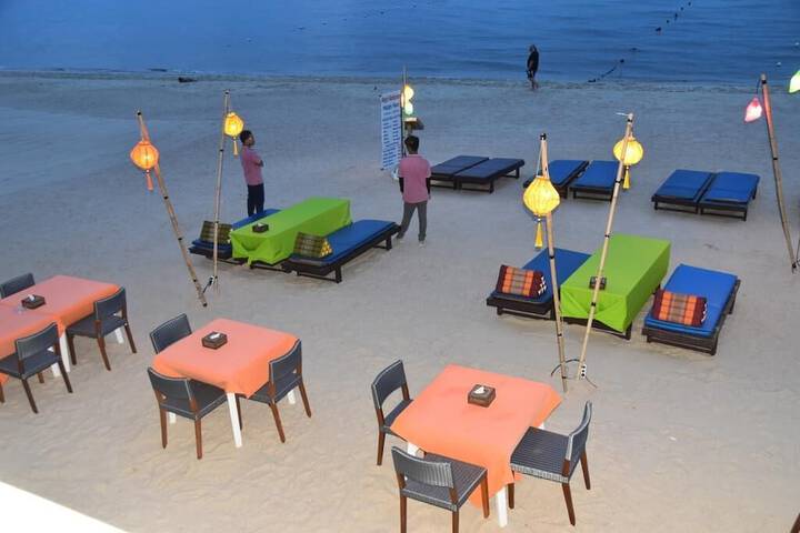 Dining Photos
