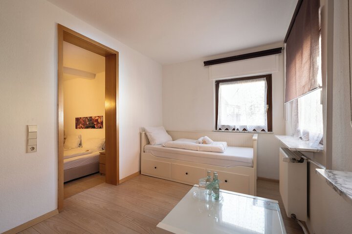 Room 26 of 39