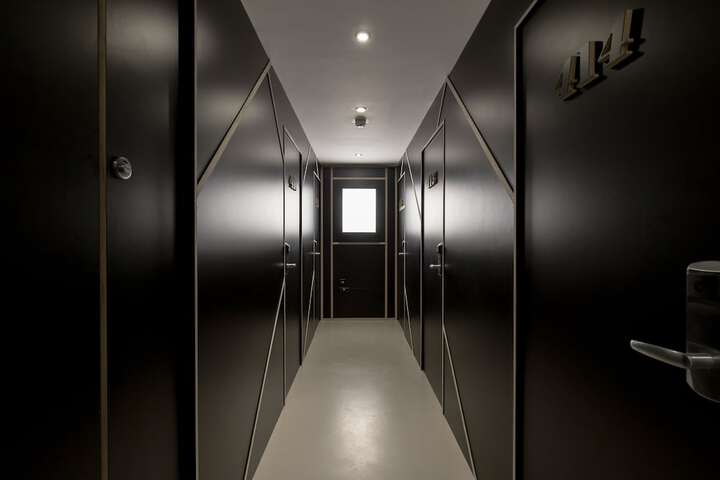 Ballroom/Hall 69 of 71