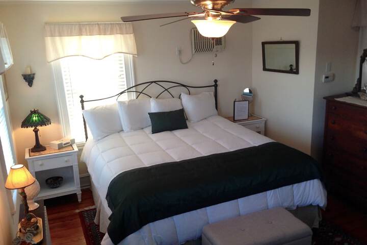 Room 8 of 41