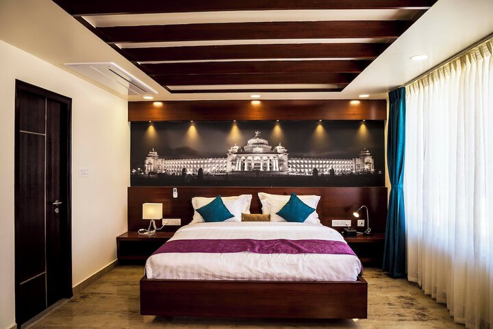Room 16 of 49
