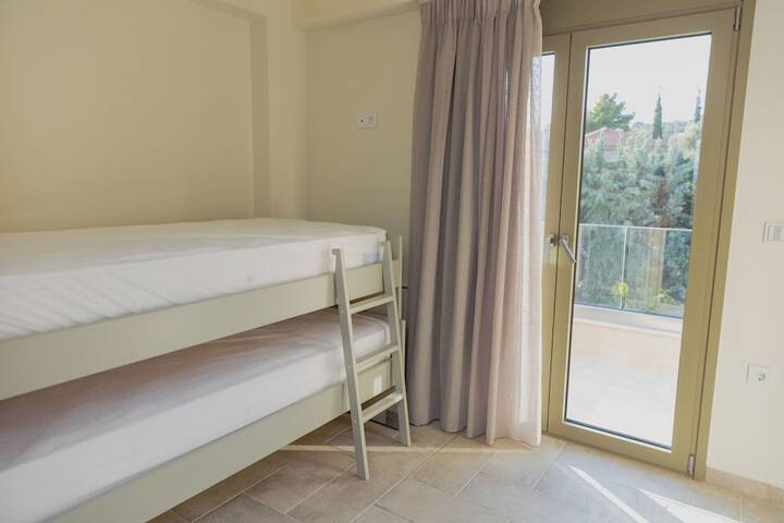 Room 13 of 59