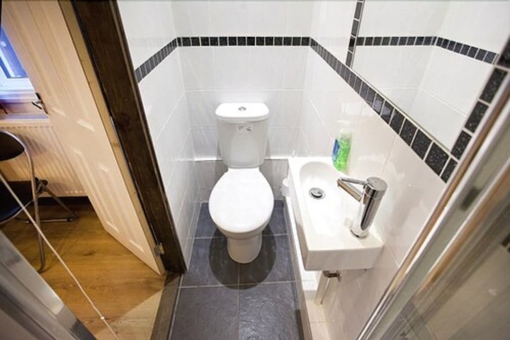 Room 60 of 78