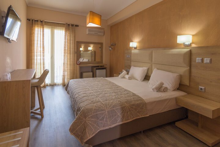 Room 10 of 46